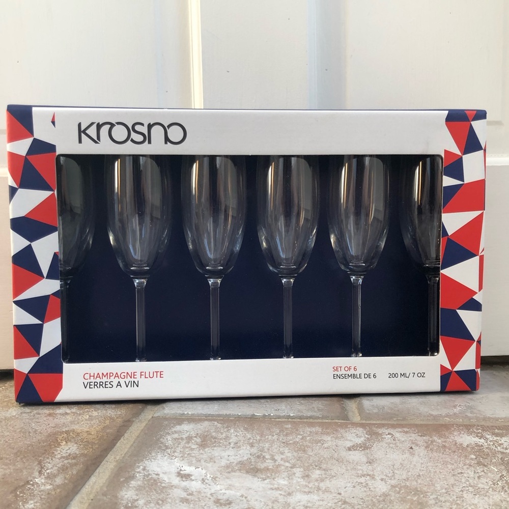 NEW champagne flutes